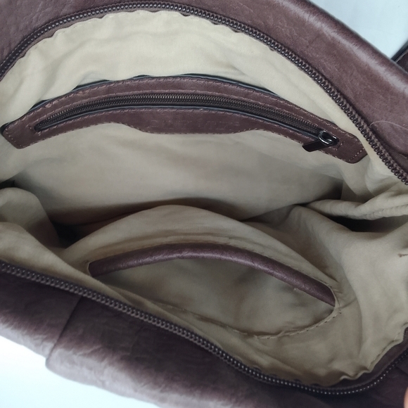 Pinkstix Polyurethane Shoulder Bag - Picture 12 of 12